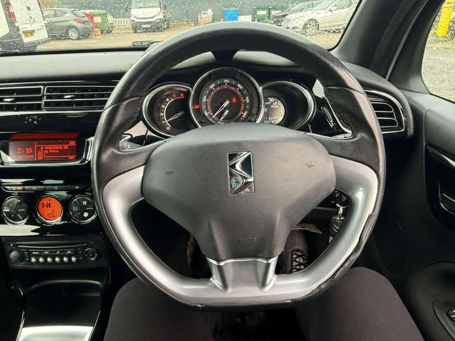 Used Citroen DS3 2014 for sale - 76742275: Photo 13