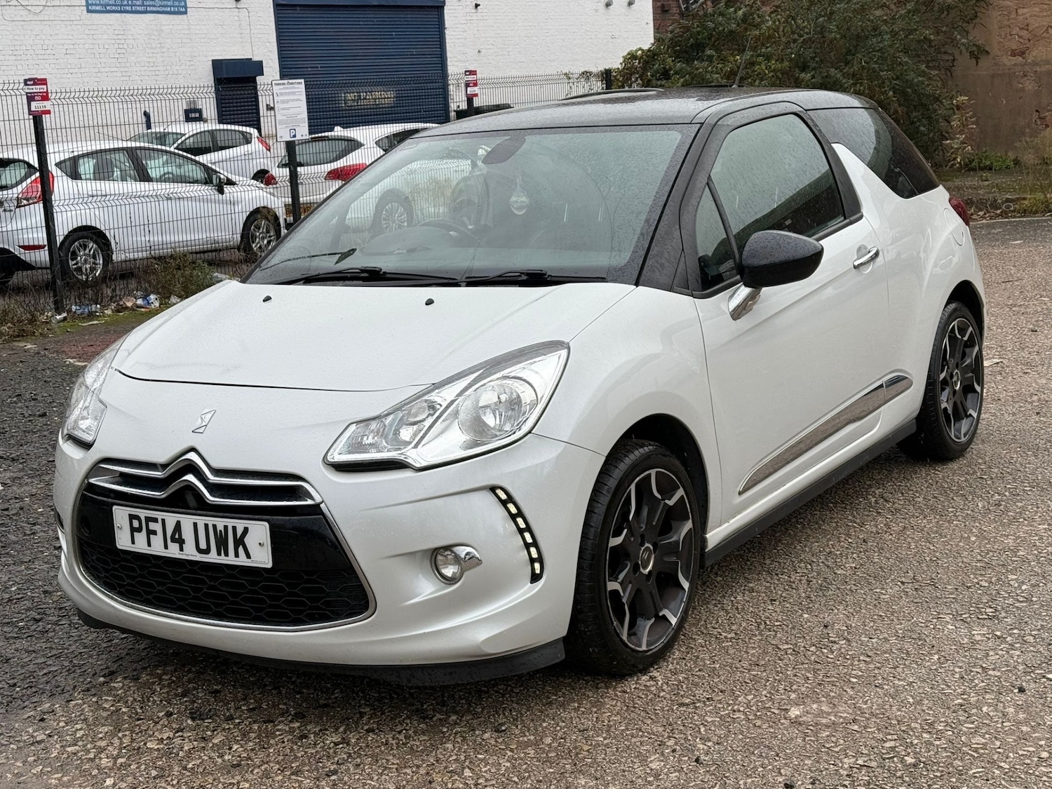 Used Citroen DS3 2014 for sale - 76742275: Photo 8