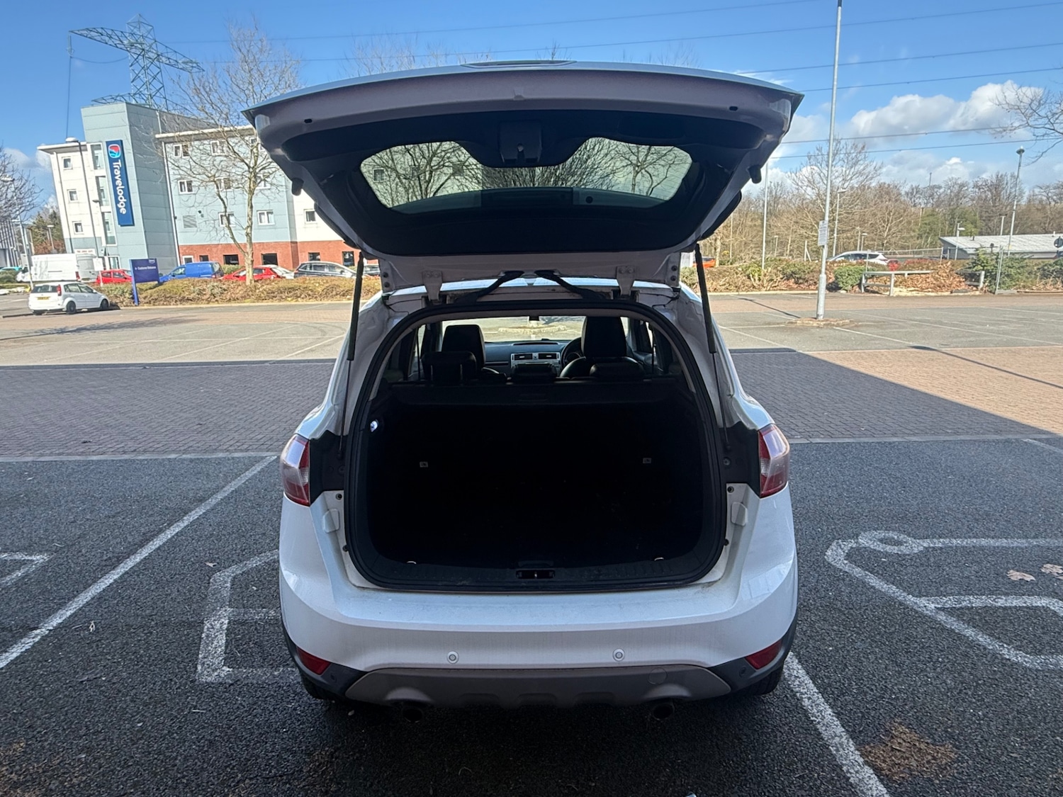 Used Ford Kuga 2012 for sale - 77889221: Photo 12