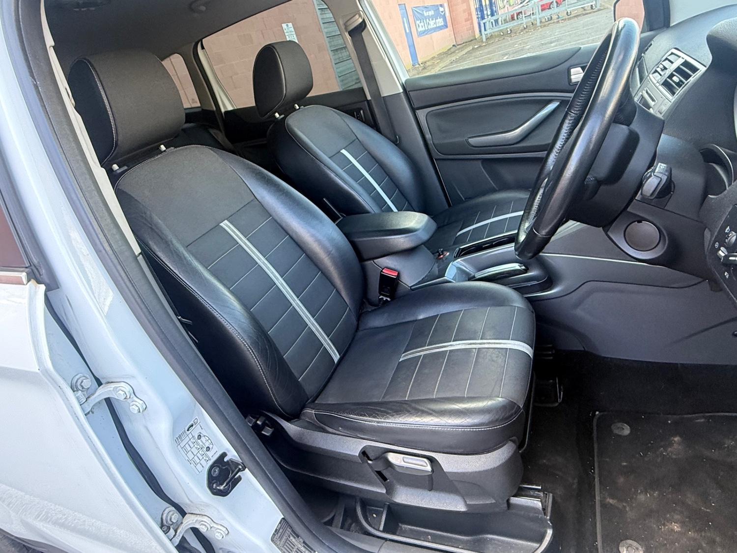 Used Ford Kuga 2012 for sale - 77889221: Photo 14