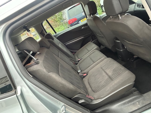 Used Vauxhall Zafira 2015 for sale - 76255170: Photo 12