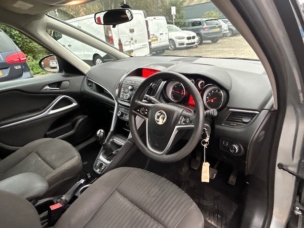 Used Vauxhall Zafira 2015 for sale - 76255170: Photo 15
