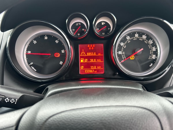 Used Vauxhall Zafira 2015 for sale - 76255170: Photo 19