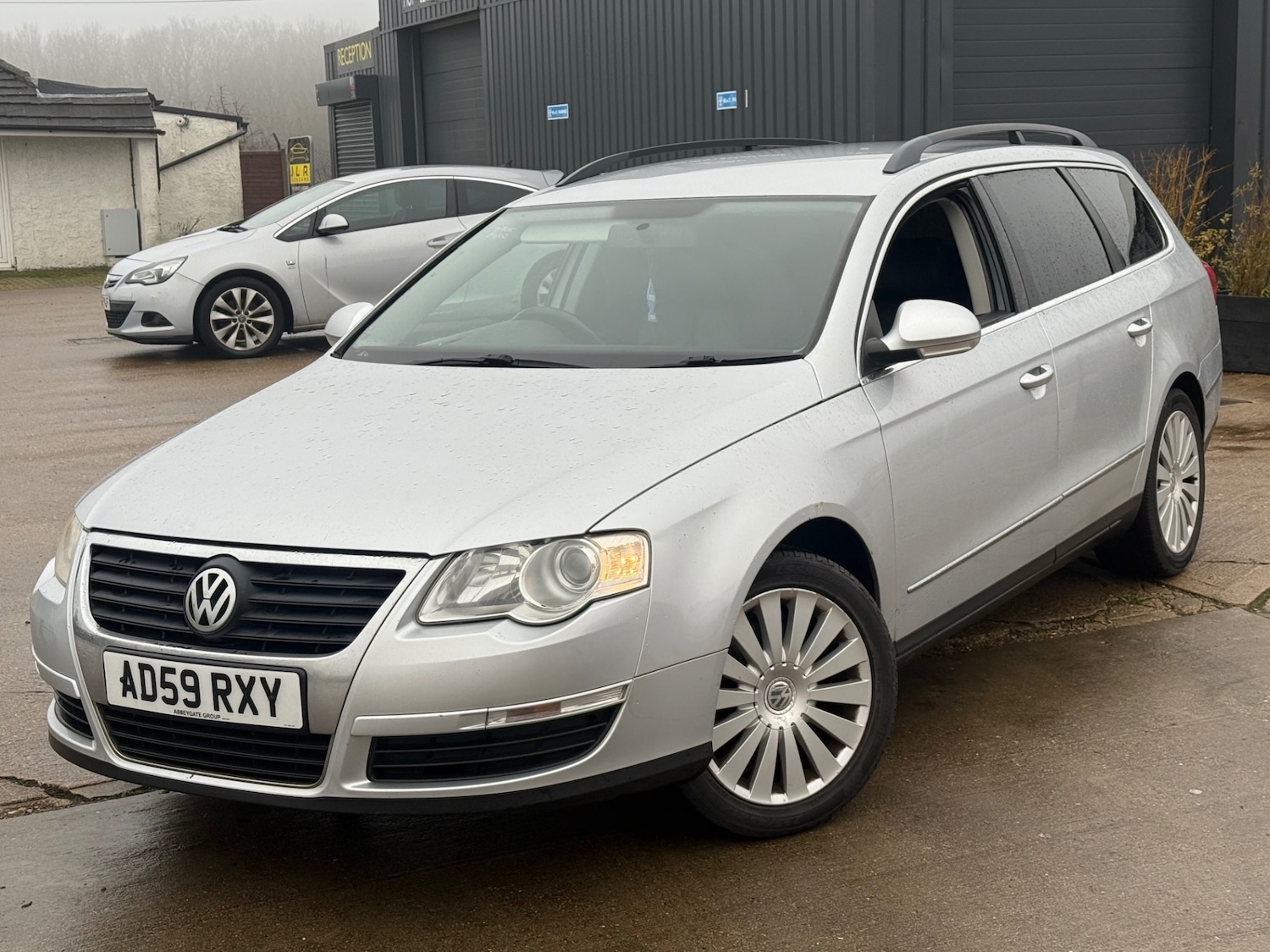 Used Volkswagen Passat 2009 for sale - 77462906: Photo 2