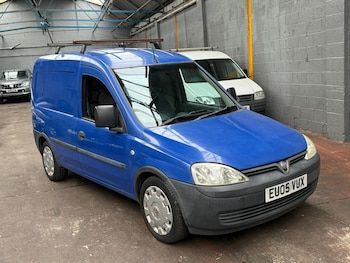 Used Vauxhall Combo 2005 for sale - 76526145: Photo