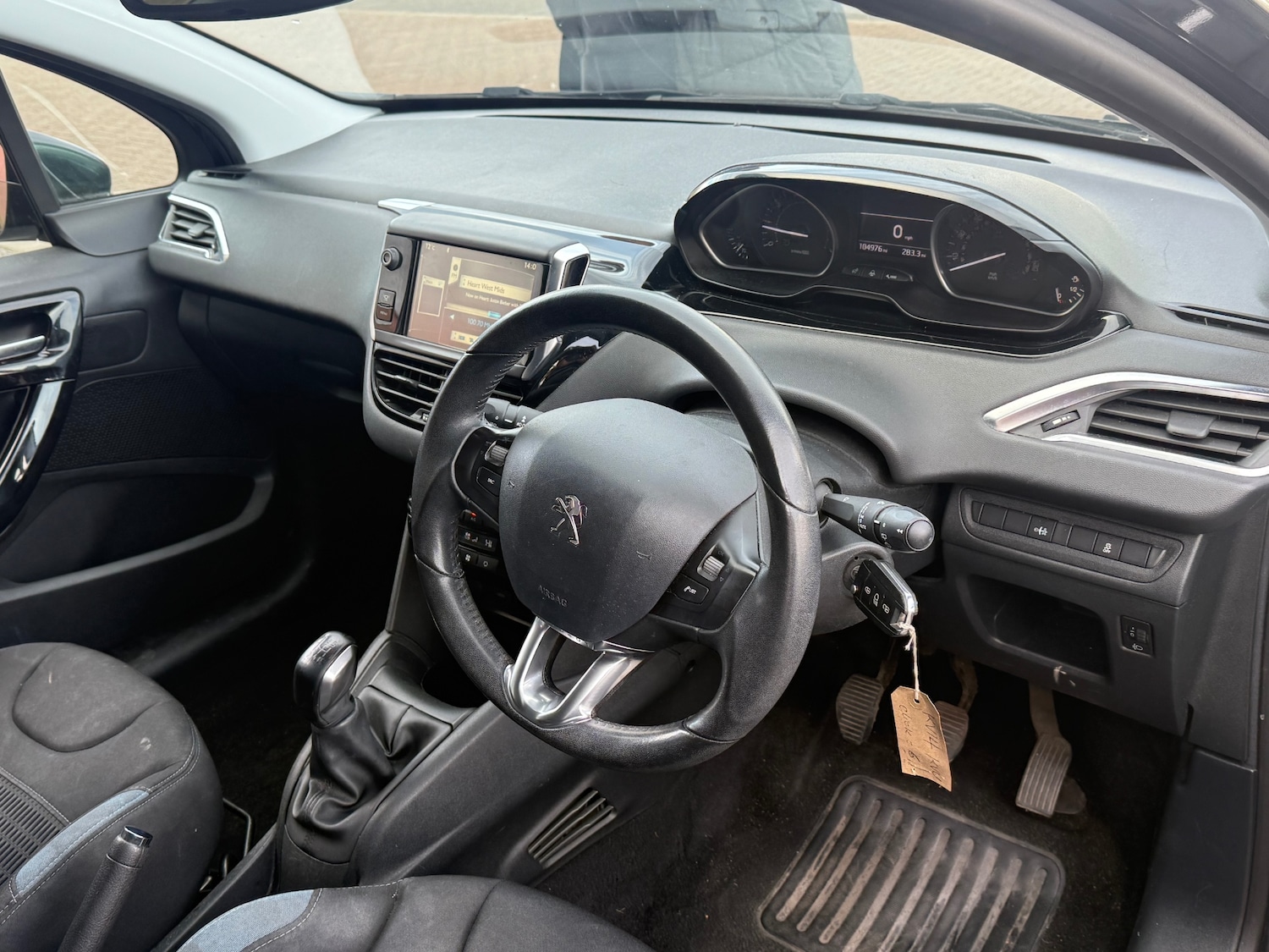 Used Peugeot 208 2014 for sale - 77877991: Photo 15