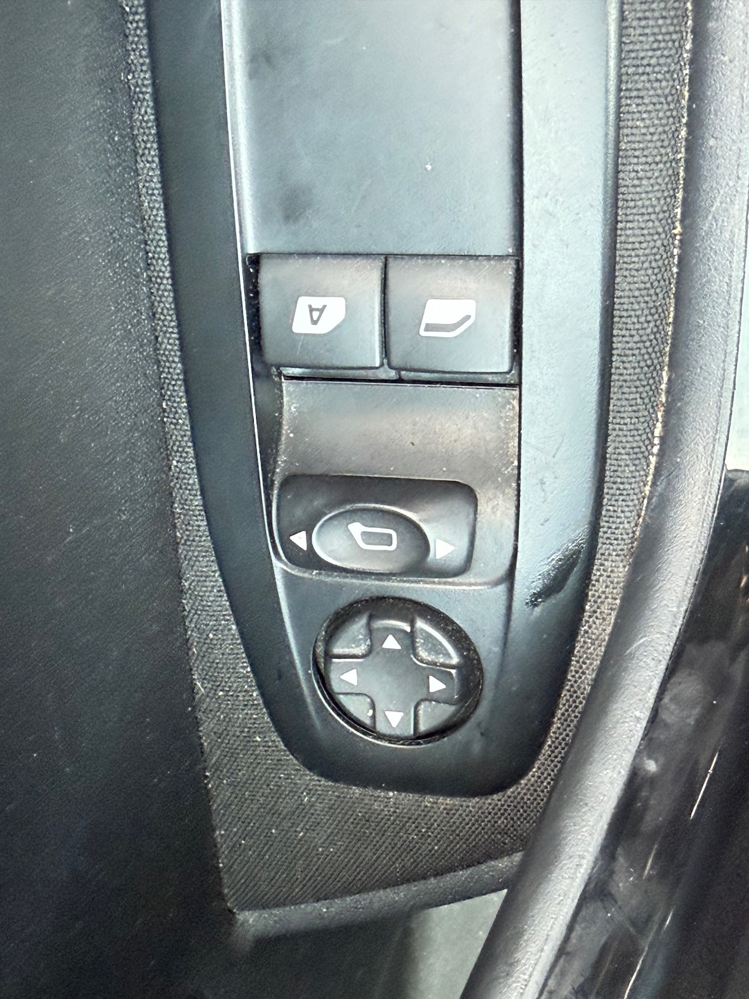 Used Peugeot 208 2014 for sale - 77877991: Photo 21