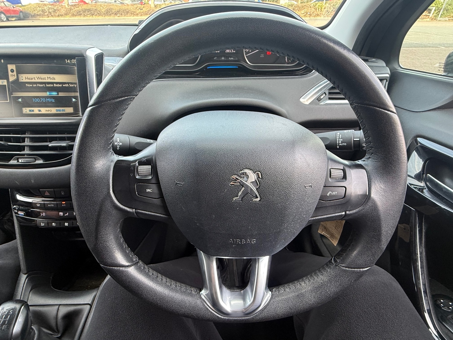 Used Peugeot 208 2014 for sale - 77877991: Photo 23