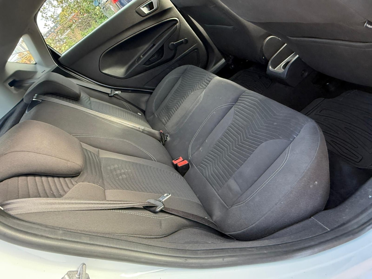 Used Ford Fiesta 2013 for sale - 76316951: Photo 11