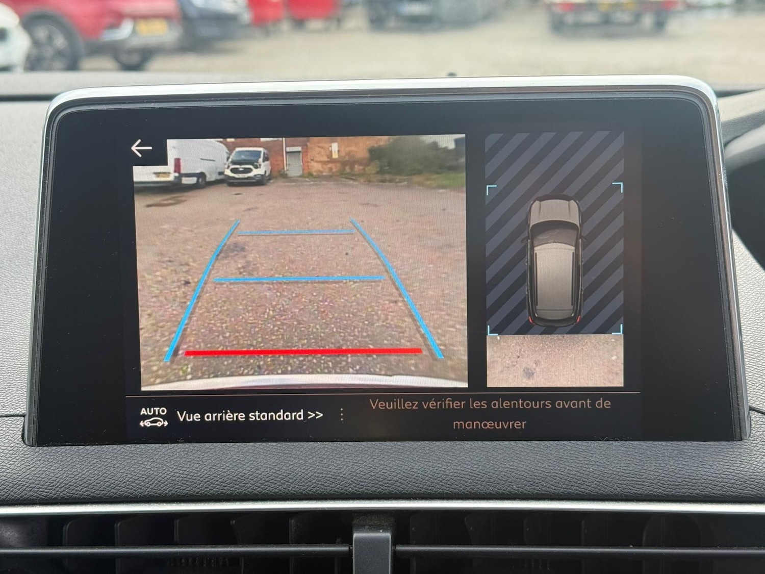 Used Peugeot 3008 2017 for sale - 76403204: Photo 10