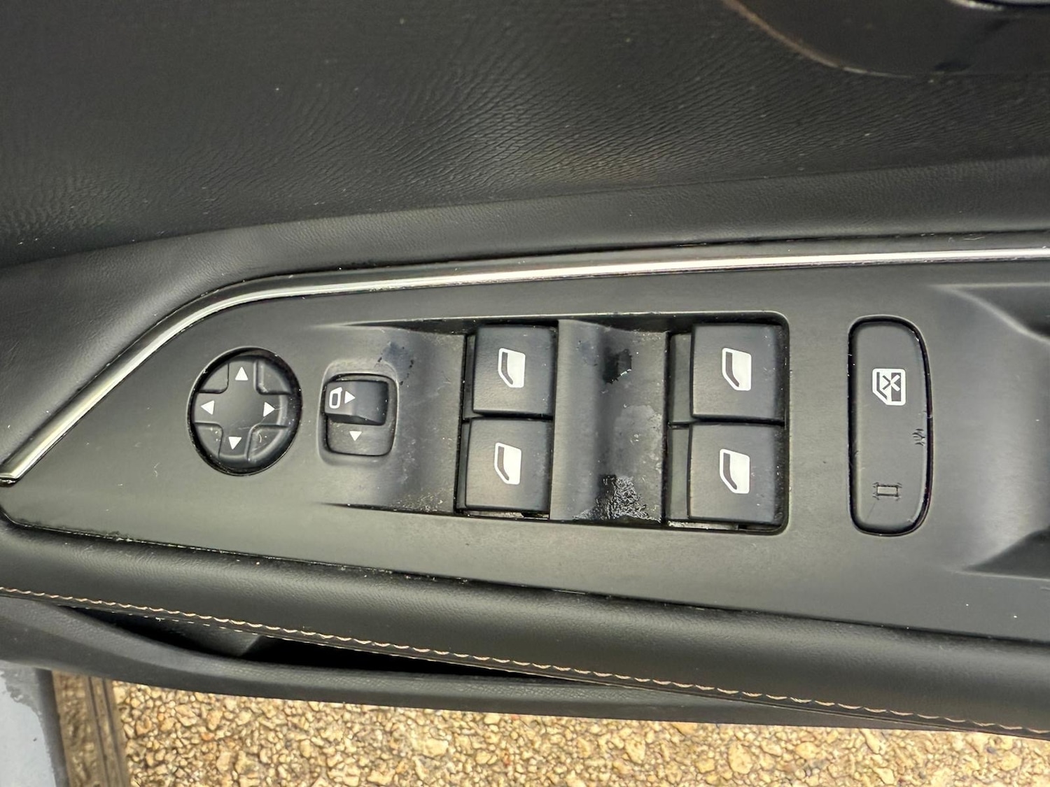 Used Peugeot 3008 2017 for sale - 76403204: Photo 14