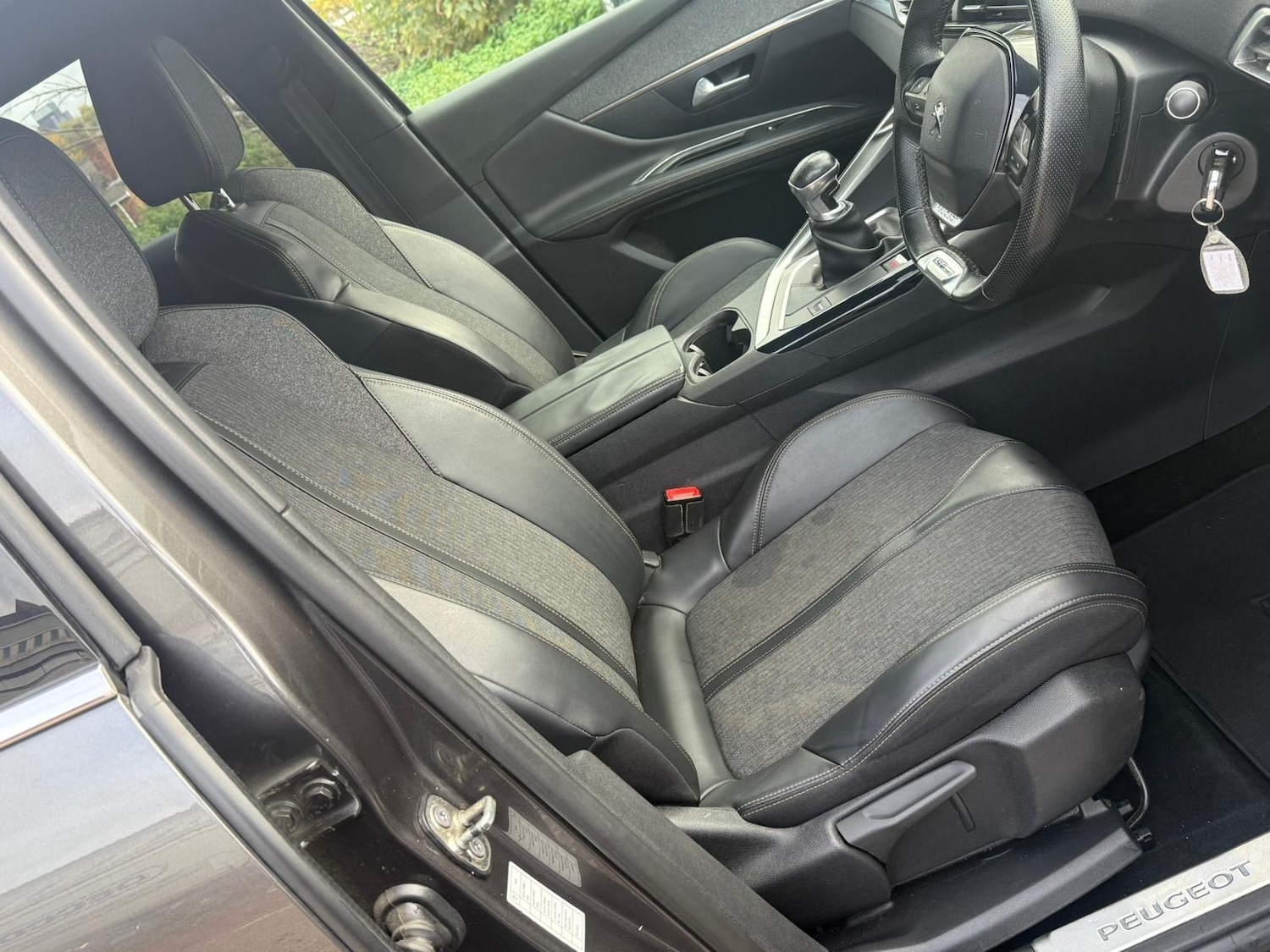 Used Peugeot 3008 2017 for sale - 76403204: Photo 15