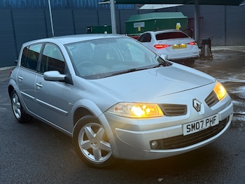 2007 (07) - 1.4 Extreme 5dr/SERVICE HISTORY