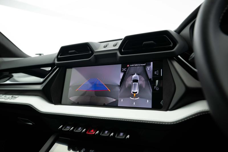 Used Lamborghini Urus 2025 for sale - 77746770: Photo 14