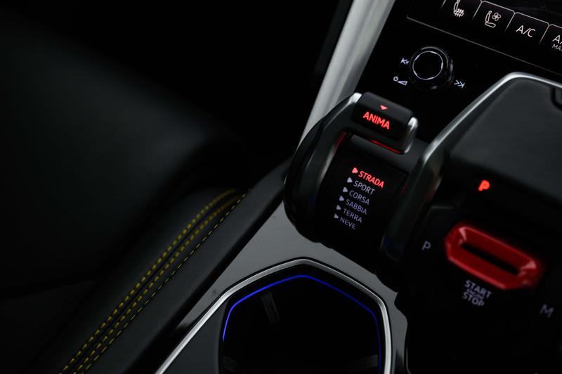 Used Lamborghini Urus 2019 for sale - 76862389: Photo 14