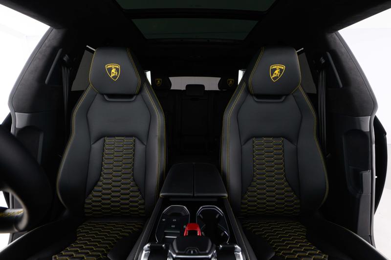 Used Lamborghini Urus 2019 for sale - 76862389: Photo 7