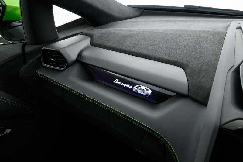 Used Lamborghini Revuelto 2024 for sale - 76415780: Photo 12