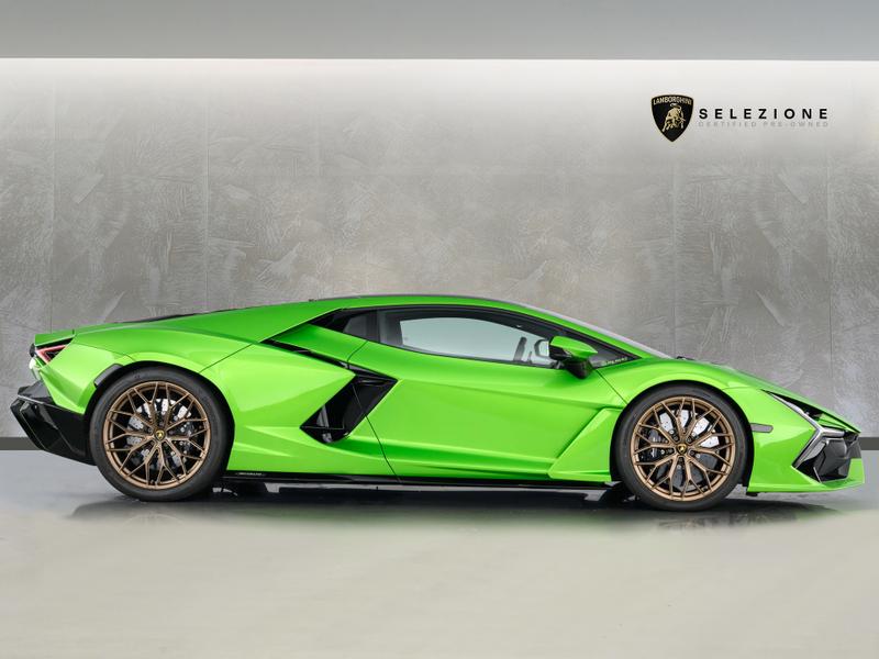 Used Lamborghini Revuelto 2024 for sale - 76415780: Photo 2