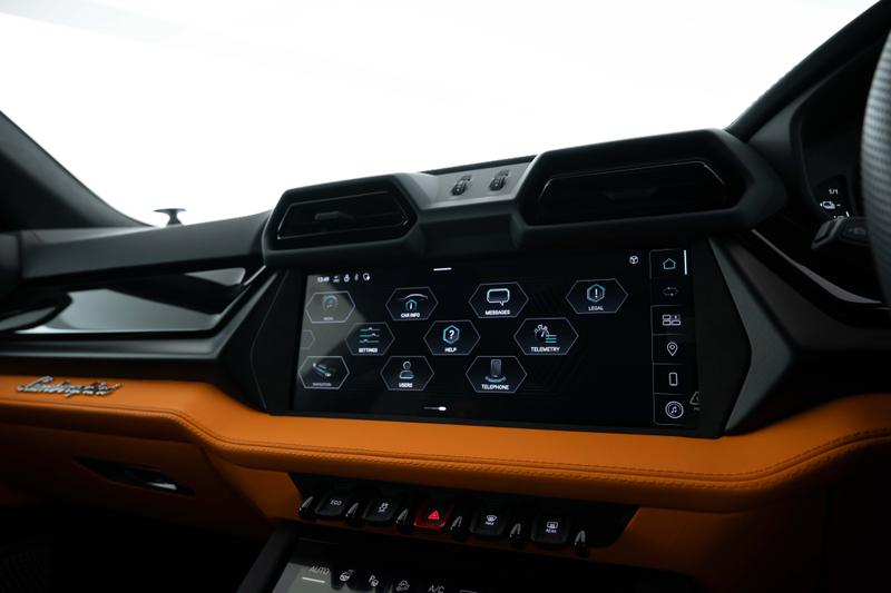 Used Lamborghini Urus 2025 for sale - 76862392: Photo 13