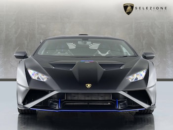 Used Lamborghini Huracan 2023 for sale - 79246799: Photo