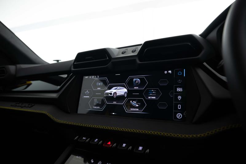 Used Lamborghini Urus 2025 for sale - 76394128: Photo 13