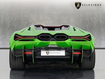 Used Lamborghini Revuelto undefined for sale - 78376816: Photo