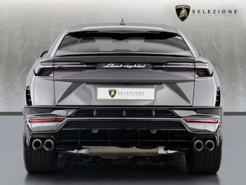 Used Lamborghini Urus 2023 for sale - 78593151: Photo