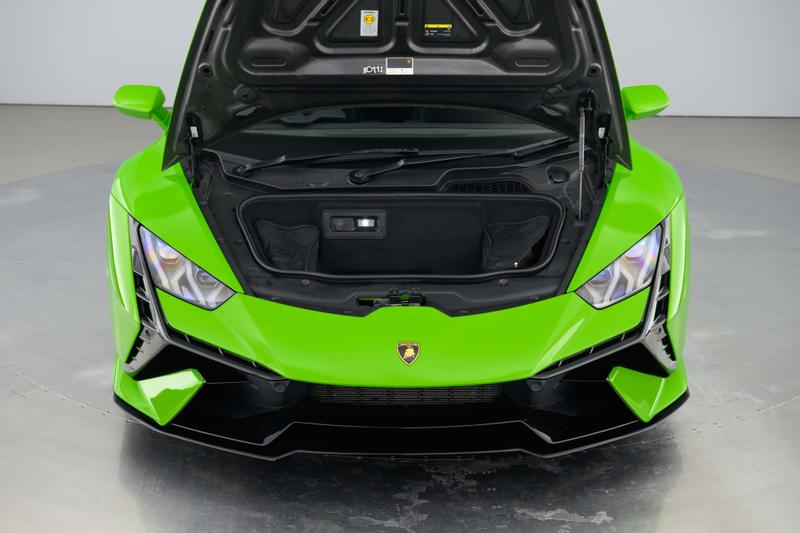 Used Lamborghini Huracan 2023 for sale - 77354552: Photo 11