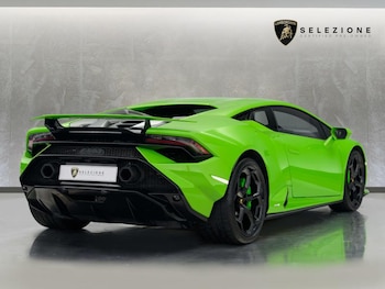 Used Lamborghini Huracan 2023 for sale - 77354552: Photo