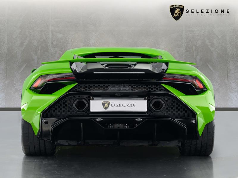 Used Lamborghini Huracan 2023 for sale - 77354552: Photo 4