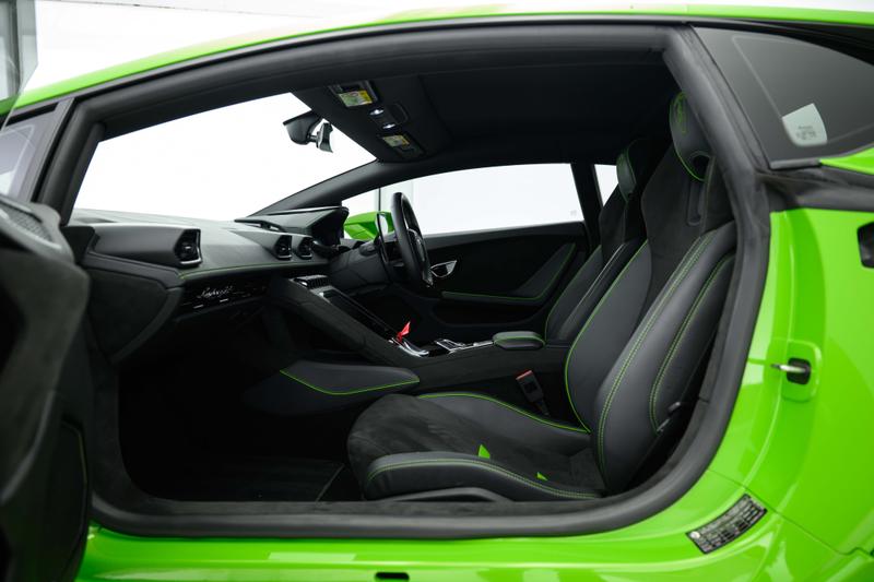 Used Lamborghini Huracan 2023 for sale - 77354552: Photo 6