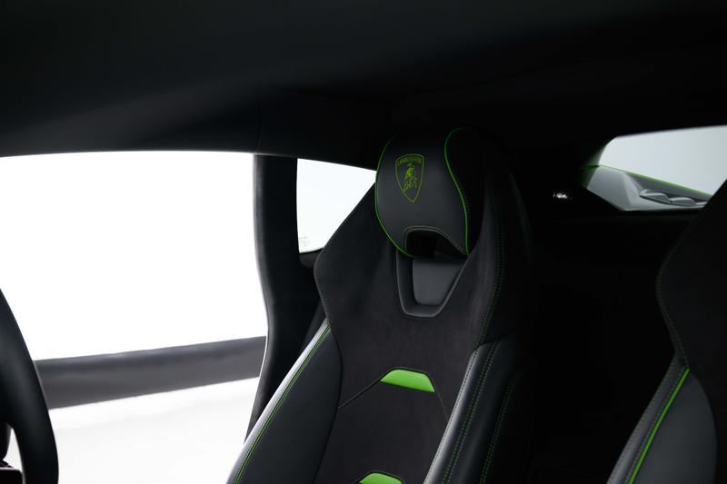 Used Lamborghini Huracan 2023 for sale - 77354552: Photo 8