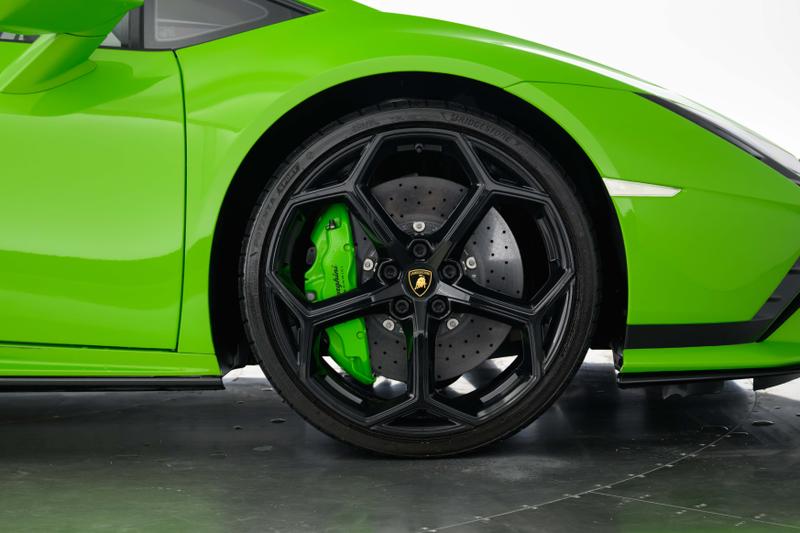 Used Lamborghini Huracan 2023 for sale - 77354552: Photo 9