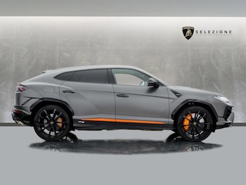 Used Lamborghini Urus 2023 for sale - 78903649: Photo