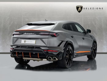 Used Lamborghini Urus 2023 for sale - 78903649: Photo