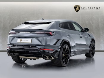 Used Lamborghini Urus 2023 for sale - 78903712: Photo