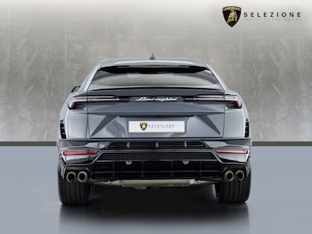 Used Lamborghini Urus 2023 for sale - 78903712: Photo