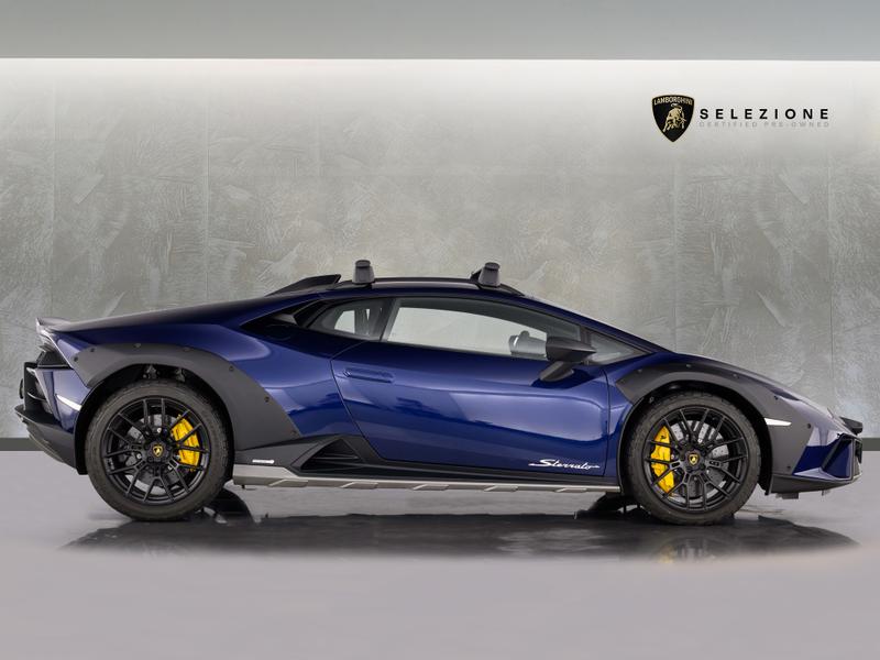 Used Lamborghini Huracan 2024 for sale - 75835700: Photo 2
