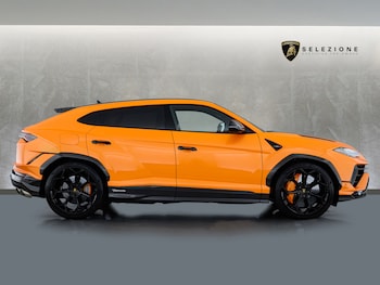 Used Lamborghini Urus 2025 for sale - 79131020: Photo