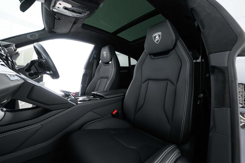 Used Lamborghini Urus 2019 for sale - 76685001: Photo 16