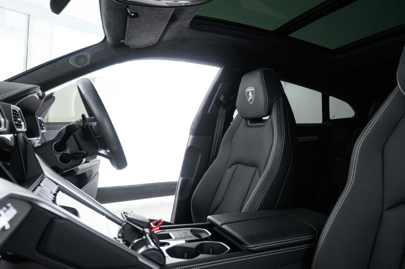 Used Lamborghini Urus 2019 for sale - 76685001: Photo 17