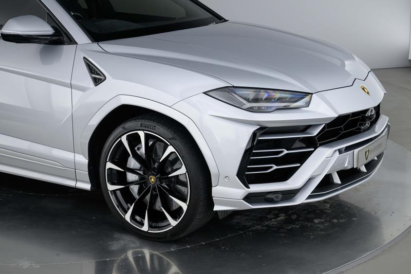Used Lamborghini Urus 2019 for sale - 76685001: Photo 20