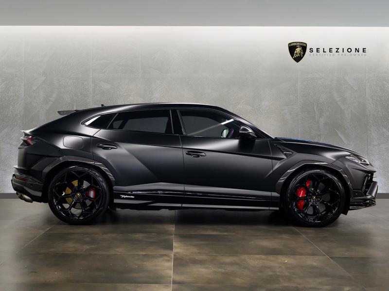 Used Lamborghini Urus 2023 for sale - 76787767: Photo 2