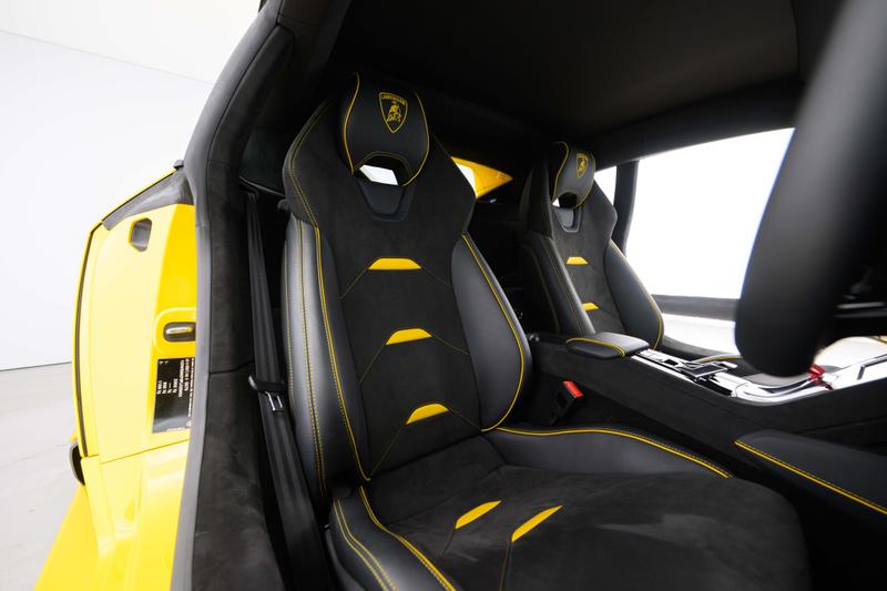 Used Lamborghini Huracan 2023 for sale - 77592773: Photo 17
