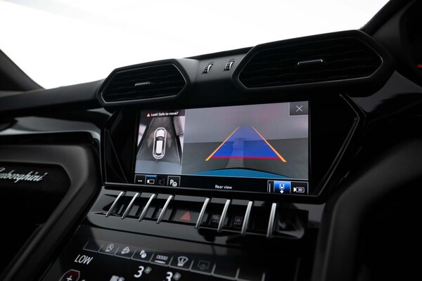 Used Lamborghini Urus 2023 for sale - 74703836: Photo 15