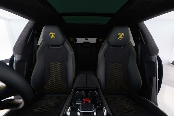 Used Lamborghini Urus 2023 for sale - 74703836: Photo 7
