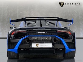 Used Lamborghini Huracan 2023 for sale - 76858790: Photo