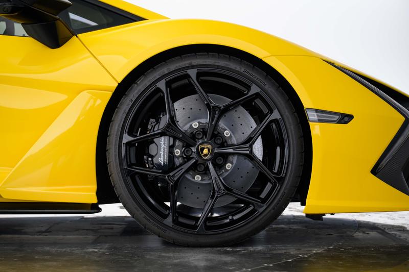 Used Lamborghini Revuelto 2025 for sale - 77381688: Photo 9