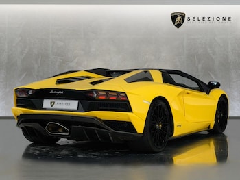 Used Lamborghini Aventador 2018 for sale - 76722810: Photo