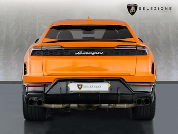 Used Lamborghini Urus undefined for sale - 76433923: Photo